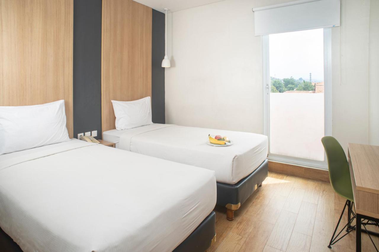 Hotel Citradream Semarang Exterior foto