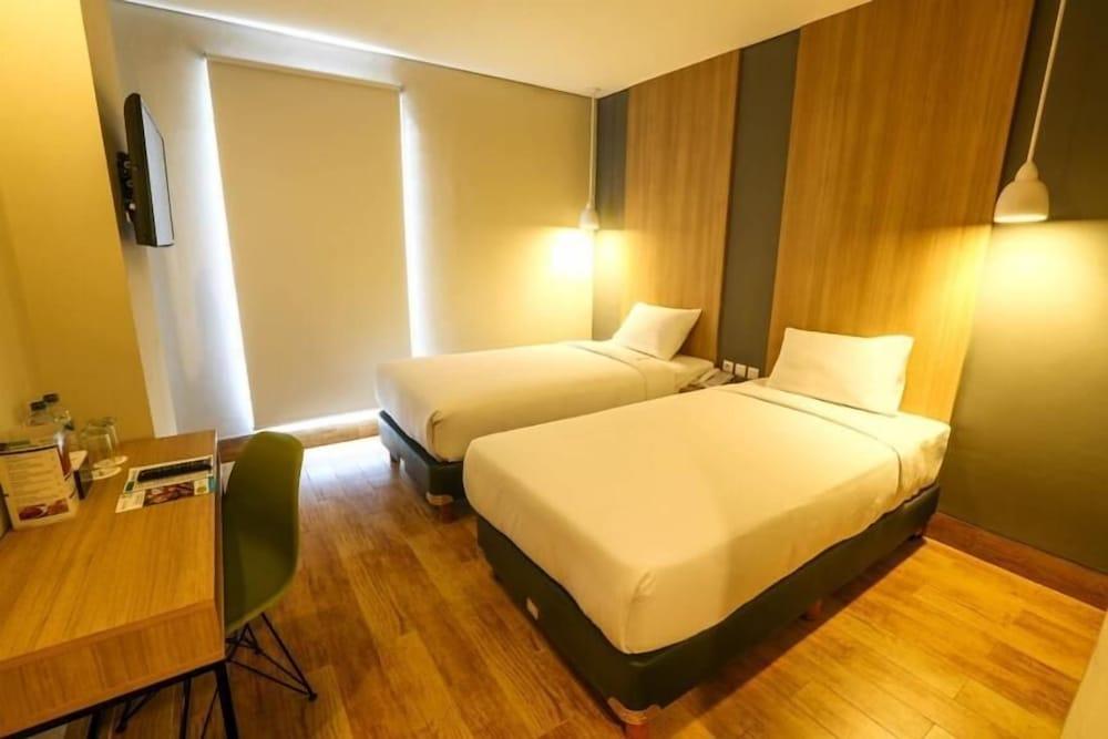 Hotel Citradream Semarang Exterior foto